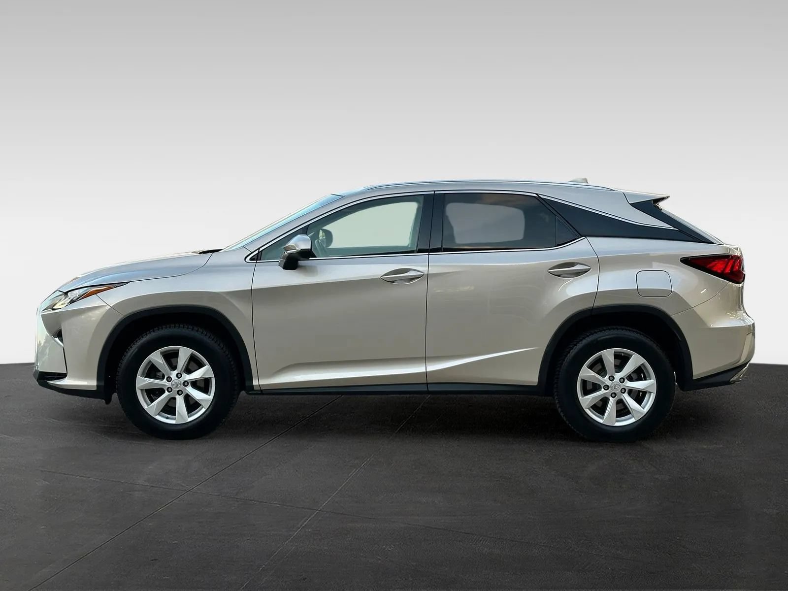 Used 2016 Lexus RX 350 AWD w/ Premium Package image 4