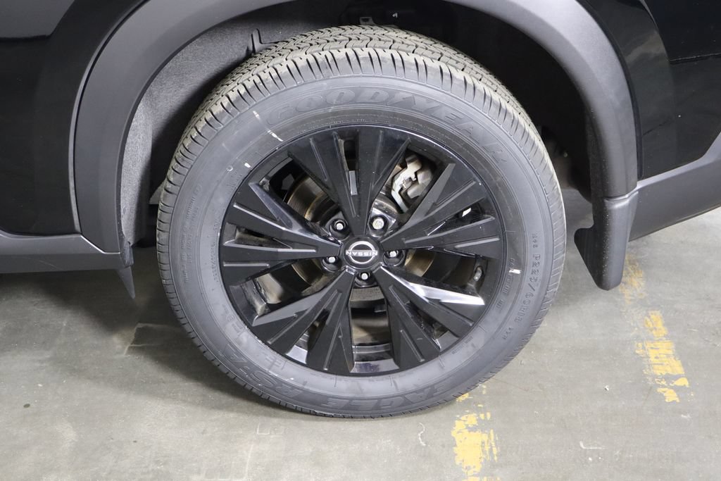 Used 2023 Nissan Rogue SV w/ SV Premium B Package FWD image 42