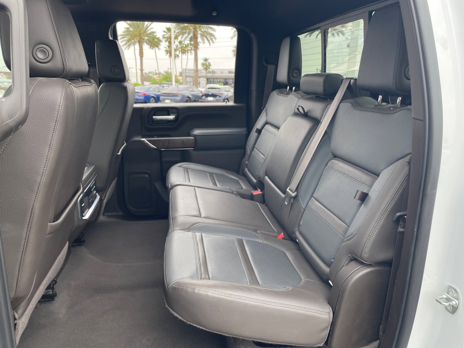 Used 2021 GMC Sierra 2500 Denali w/ Denali Ultimate Package image 17