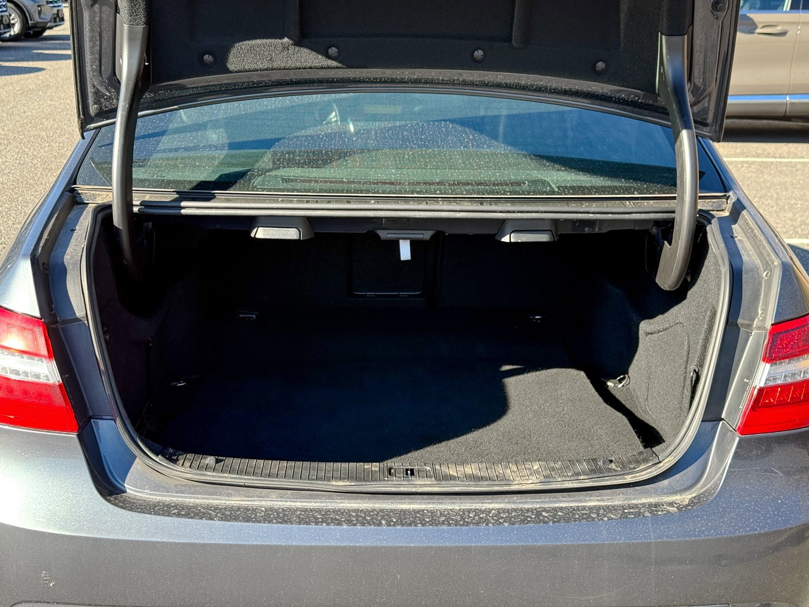 Used 2012 Mercedes-Benz E 350 4MATIC Sedan image 13