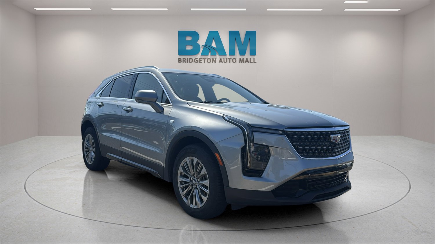 Used 2024 Cadillac XT4 Premium Luxury image 1