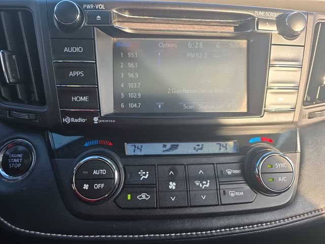 Used 2018 Toyota RAV4 XLE FWD image 22