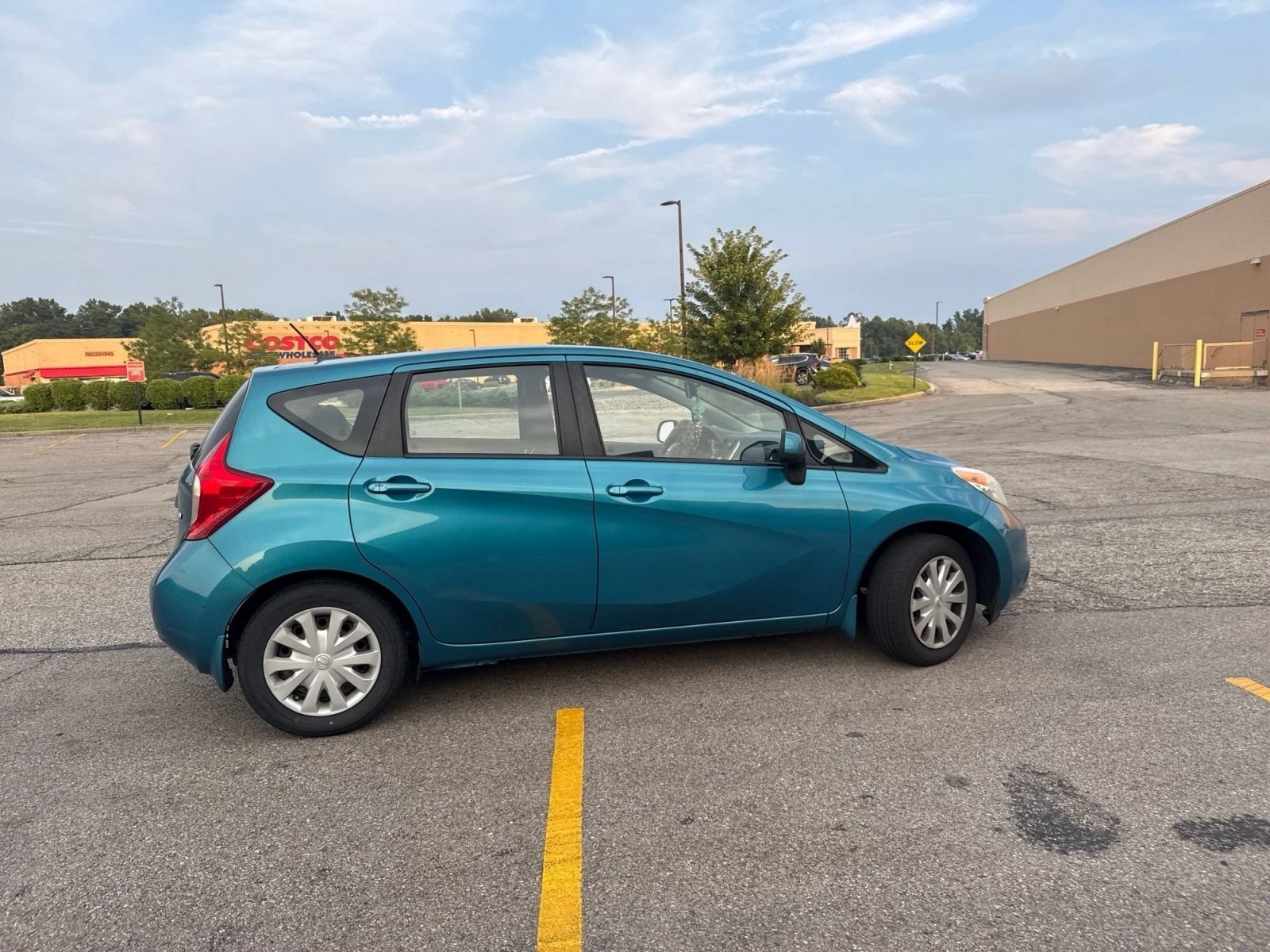 Used 2014 Nissan Versa Note SV w/ Convenience Package FWD image 24