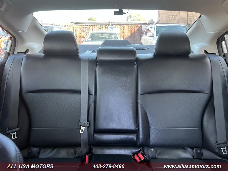 Used 2018 Subaru Legacy 3.6R Limited AWD/4WD image 30