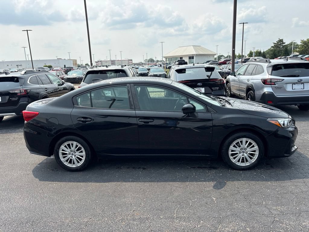 Used 2018 Subaru Impreza 2.0i Premium w/ Eyesight & BSD & Rcta AWD/4WD image 2