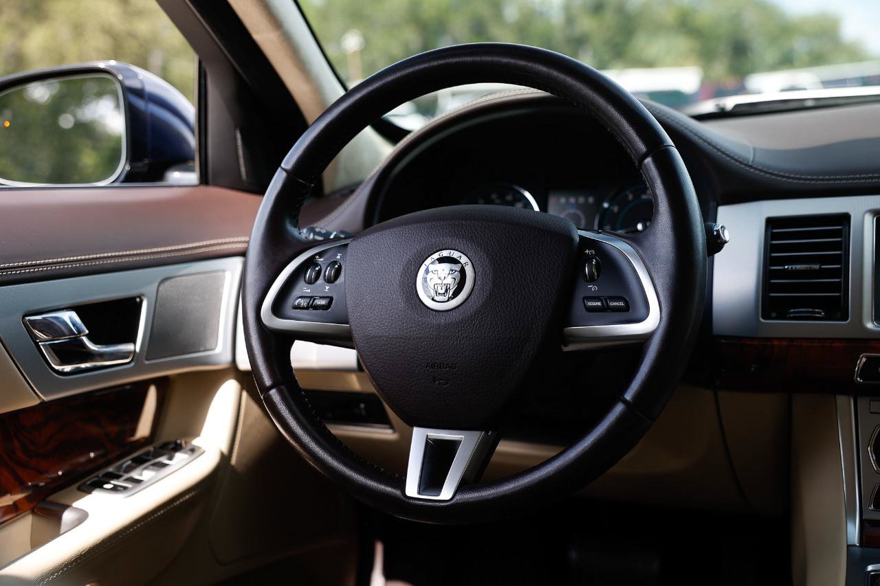 Used 2012 Jaguar XF Portfolio RWD image 29