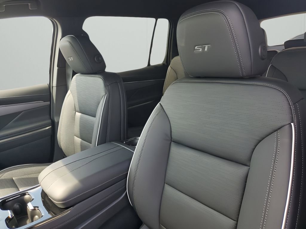 New 2026 Buick Enclave Sport Touring image 31