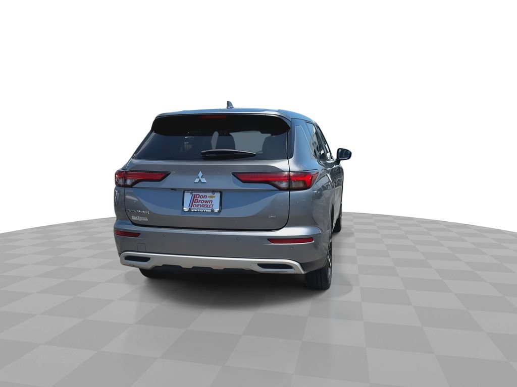 Used 2024 Mitsubishi Outlander SE FWD image 8