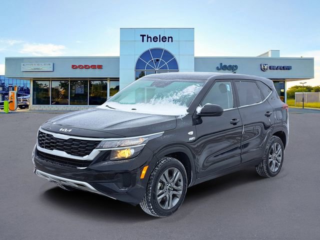 Used 2023 Kia Seltos LX image 2