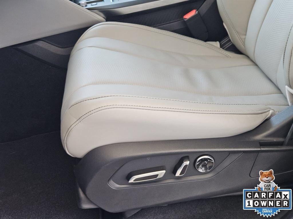 Certified 2026 Acura MDX w/ Technology Package FWD image 23