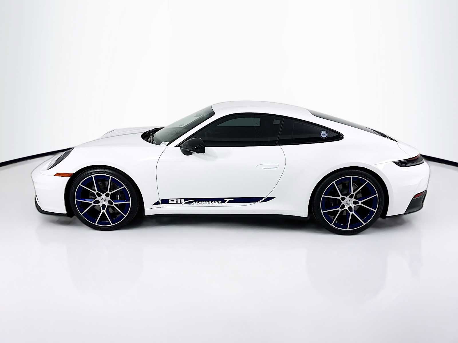 New 2026 Porsche 911 Carrera T image 2