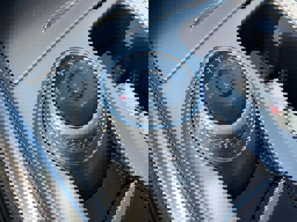 Used 2022 Ford Explorer XLT w/ Equipment Group 202A image 14