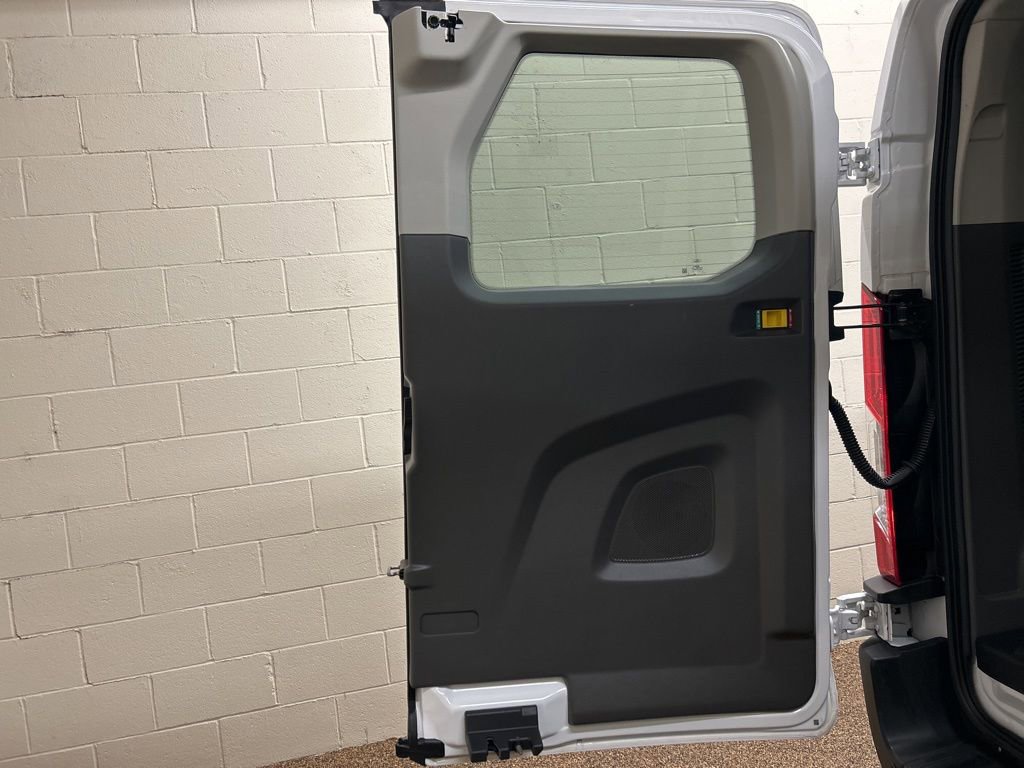 Used 2024 Ford Transit 350 XLT image 16