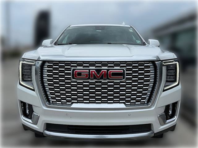 Used 2023 GMC Yukon XL Denali w/ Denali Reserve Package RWD image 2