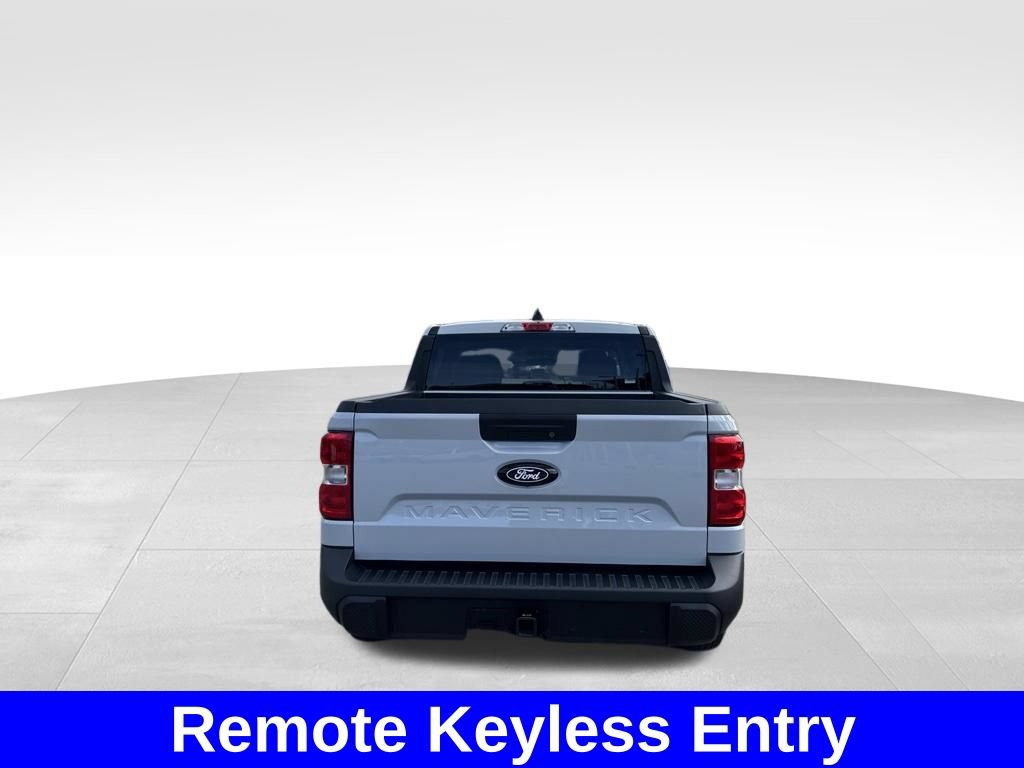 Used 2025 Ford Maverick XLT w/ Equipment Group 302A AWD/4WD image 10