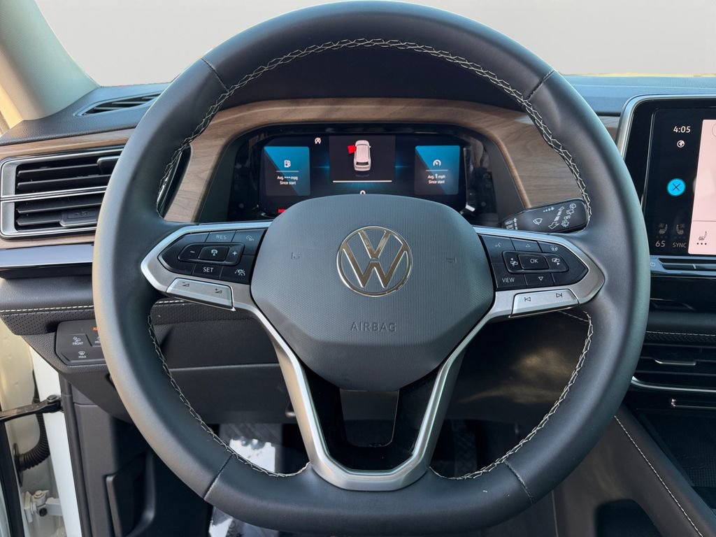 Used 2024 Volkswagen Atlas SE image 19