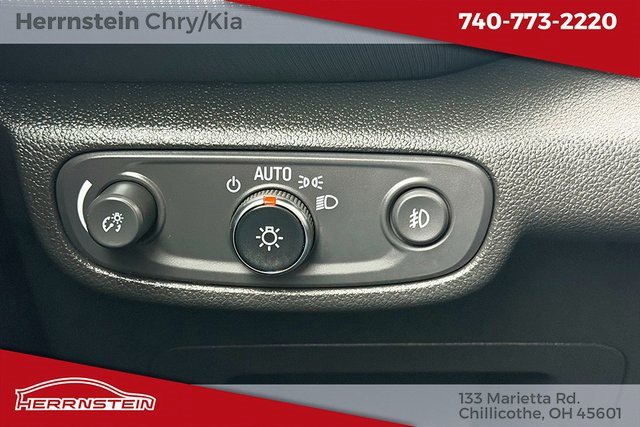 Used 2021 Chevrolet TrailBlazer LT w/ Driver Confidence Package image 16