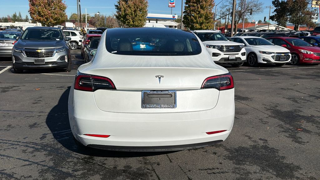 Used 2023 Tesla Model 3 Standard Range image 5