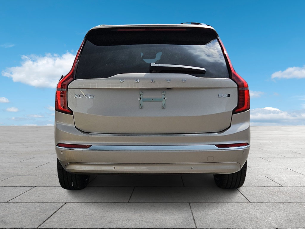 New 2026 Volvo XC90 B6 Plus w/ Protection Package Premier AWD/4WD image 6