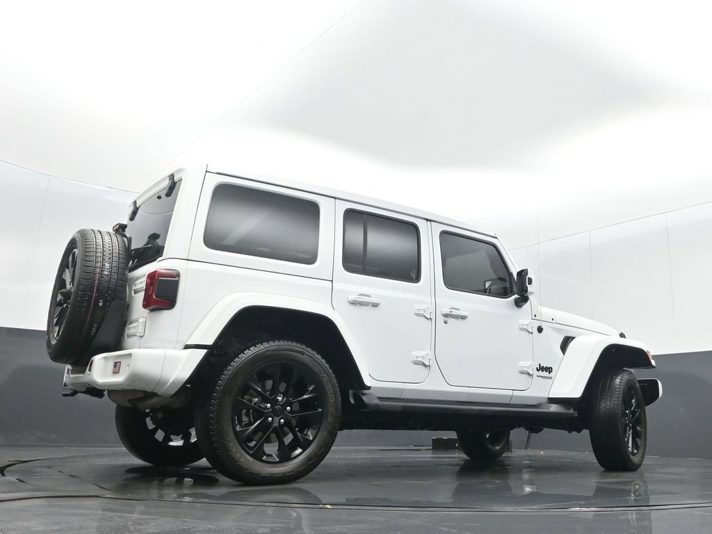 Used 2021 Jeep Wrangler Unlimited Sahara image 34