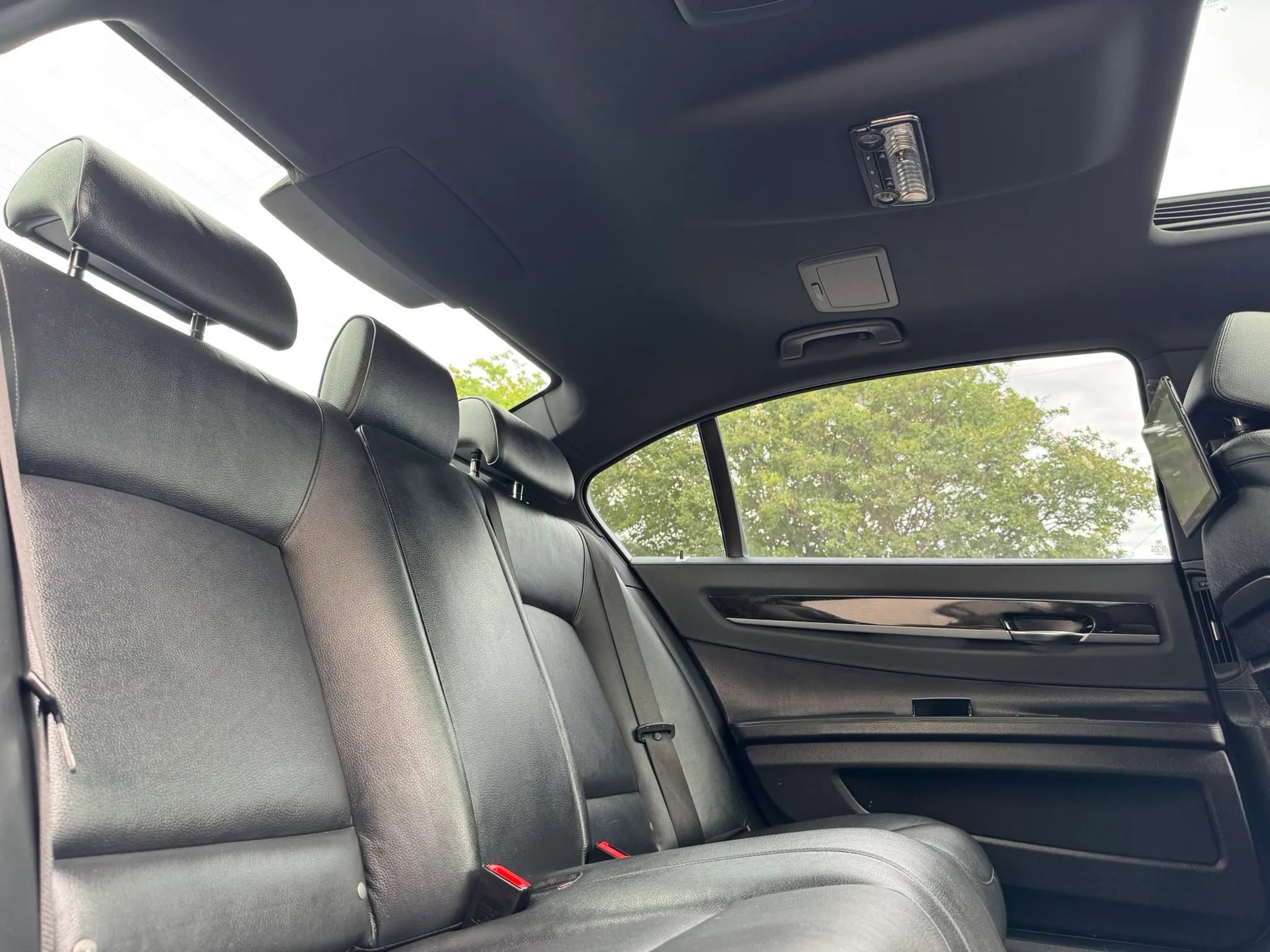 Used 2013 BMW 740Li RWD image 28