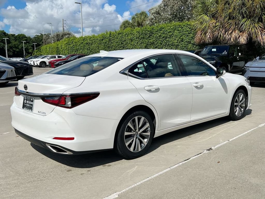 Certified 2021 Lexus ES 350 w/ Premium Package FWD image 7