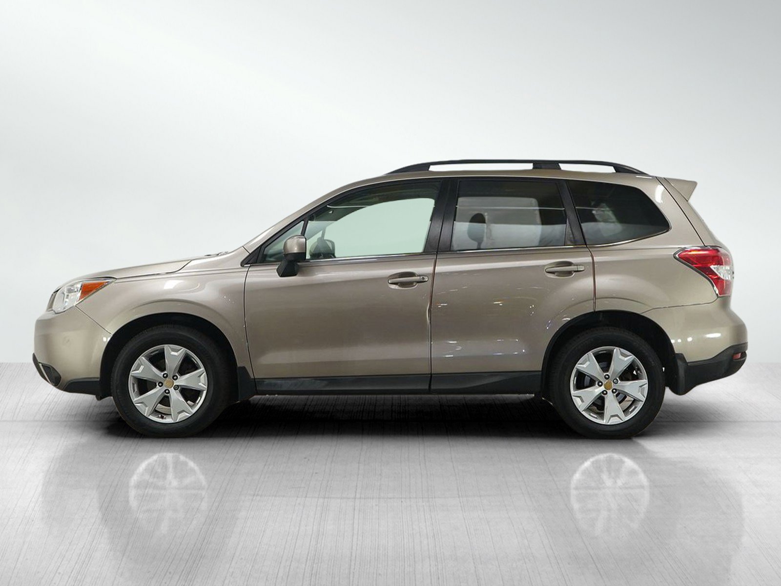 Used 2015 Subaru Forester 2.5i Limited image 2