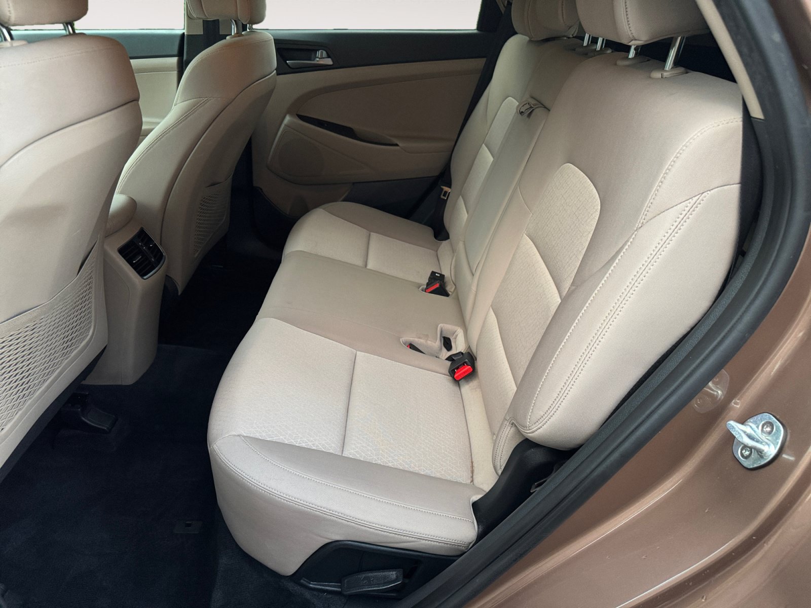 Used 2017 Hyundai Tucson Sport AWD/4WD image 18