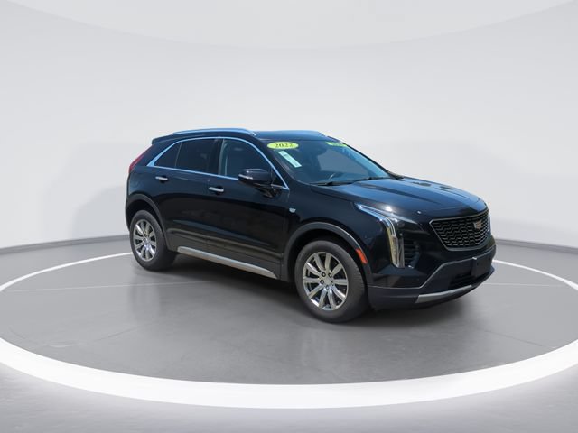 Used 2022 Cadillac XT4 Premium Luxury w/ Safety Alert Package AWD/4WD image 2
