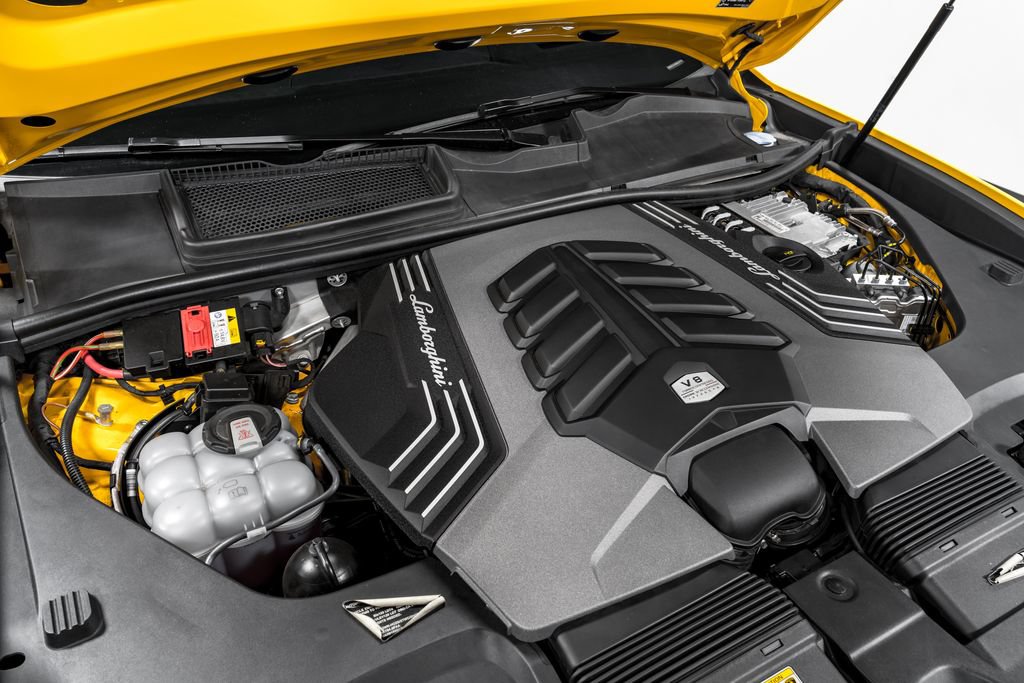 Used 2022 Lamborghini Urus AWD/4WD image 50