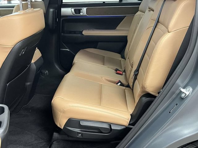 Certified 2025 Hyundai Santa Fe Limited AWD/4WD image 16