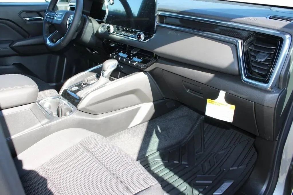 New 2026 GMC Canyon Elevation image 19