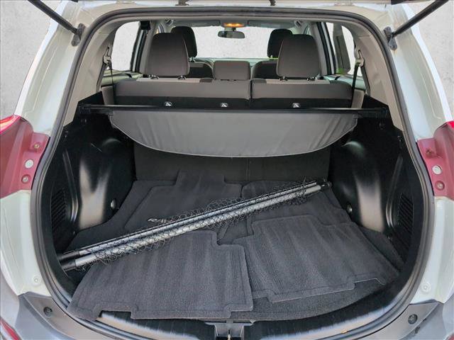 Used 2014 Toyota RAV4 LE image 6