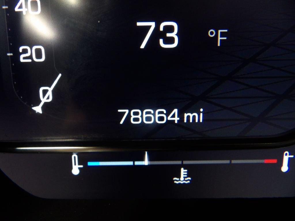 Used 2022 GMC Sierra 1500 AT4 AWD/4WD image 15