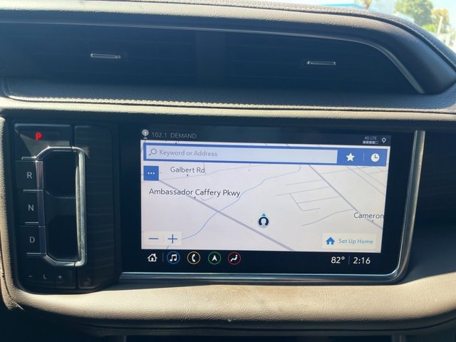 Used 2021 GMC Yukon XL Denali w/ Denali Premium Package image 22