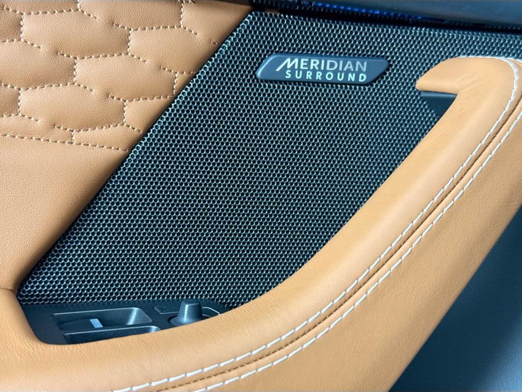 Used 2024 Jaguar F-TYPE R AWD/4WD image 20