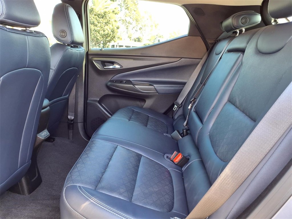 Used 2022 Chevrolet Bolt EUV Premier w/ Sun & Sound Package image 11