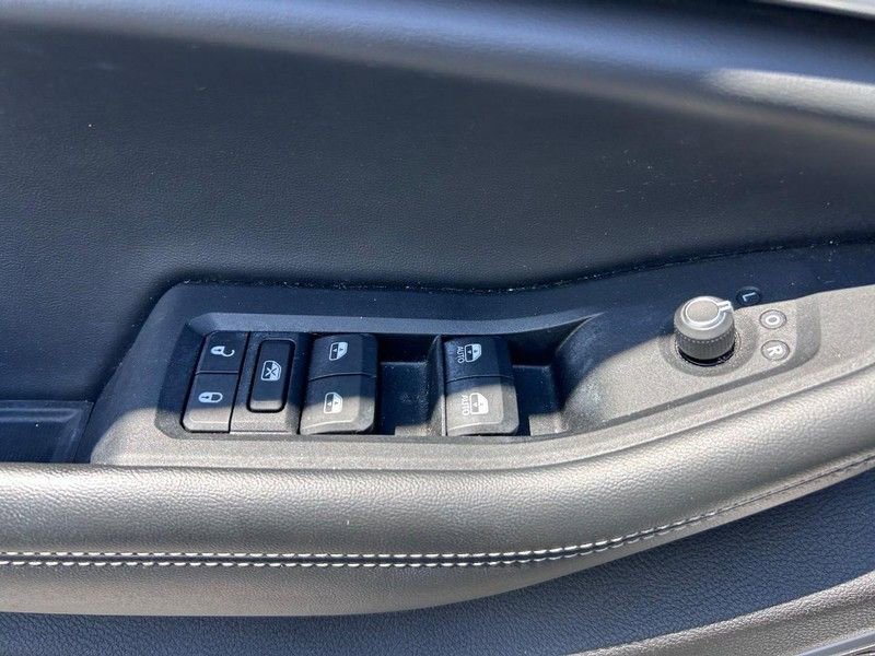 Used 2022 Jeep Grand Cherokee L Limited image 21