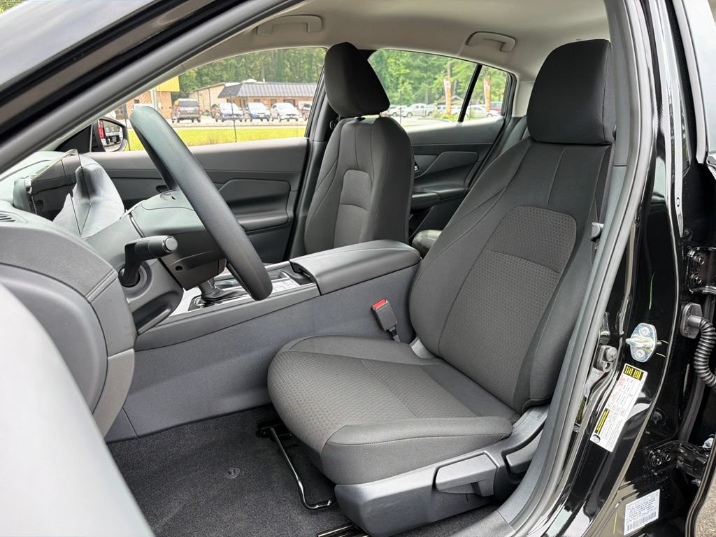 New 2027 Nissan Sentra S w/ Floor Mat Package FWD image 17