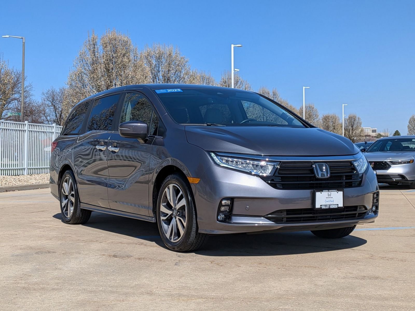 Certified 2023 Honda Odyssey Touring image 4