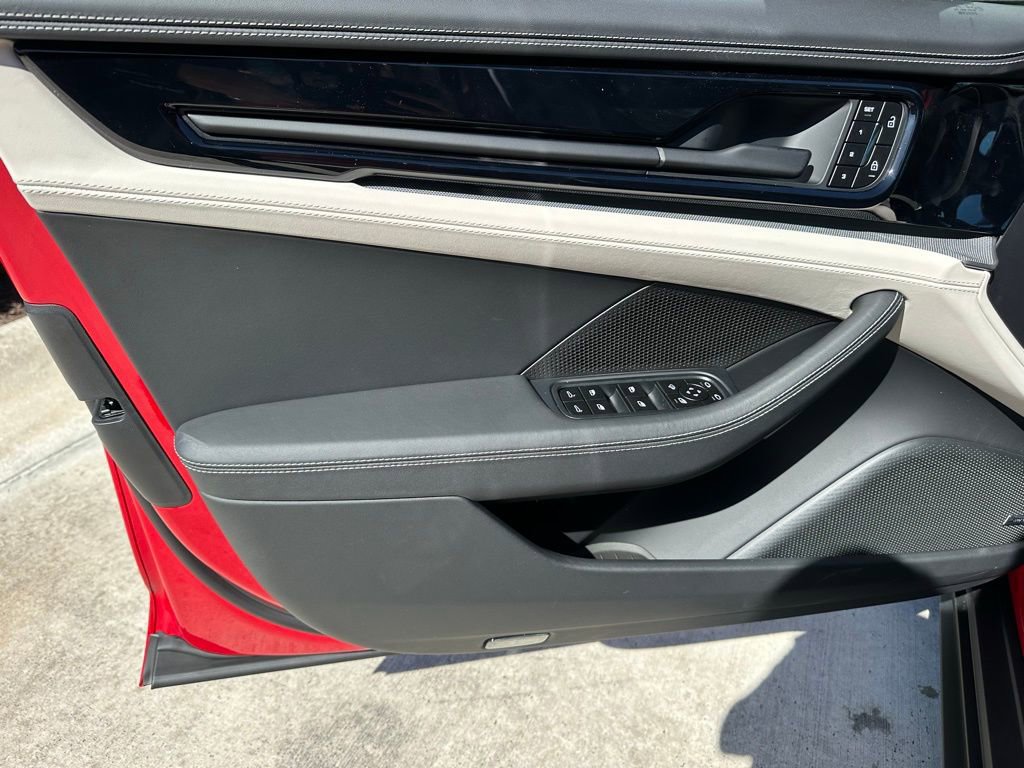 Used 2026 Porsche Panamera image 19