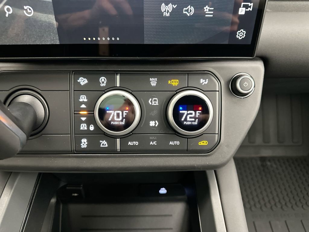 New 2026 Land Rover Defender 110 S image 13