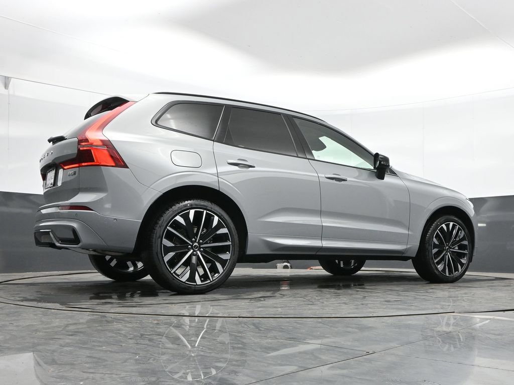 New 2026 Volvo XC60 B5 Ultra w/ Climate Package AWD/4WD image 33