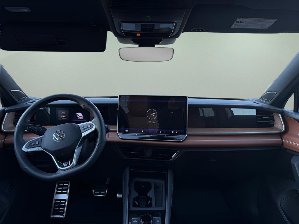 Used 2026 Volkswagen Tiguan SEL R-Line image 17