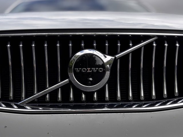 Used 2021 Volvo XC90 T6 Momentum image 29