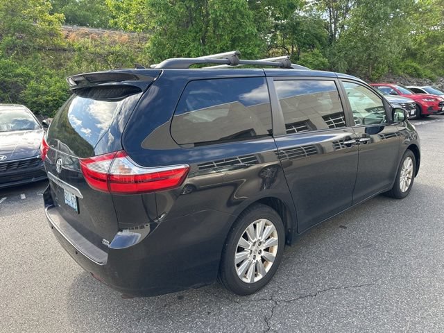 Used 2015 Toyota Sienna Limited Premium AWD/4WD image 4