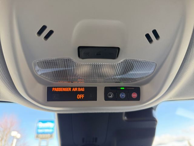 Used 2025 Chevrolet Trax LT w/ Driver Confidence Package image 27