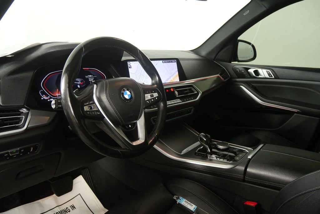 Used 2019 BMW X5 xDrive40i w/ Luxury Seating Package image 12