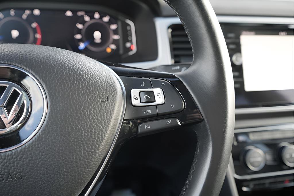 Used 2019 Volkswagen Atlas SEL Premium image 34