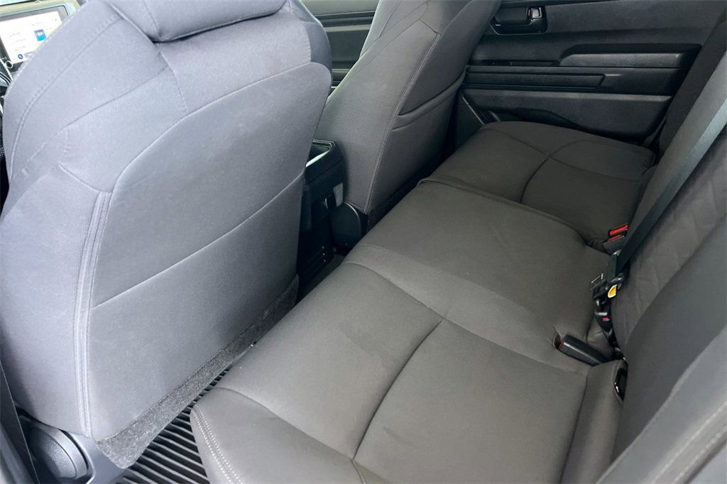 Certified 2025 Toyota Tacoma SR5 image 15